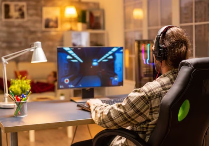 Online Game Design and Player Interaction Explained